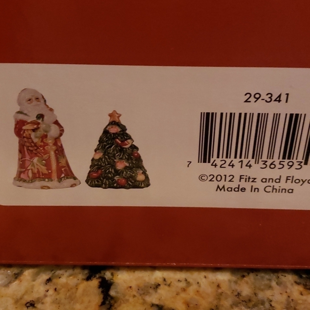 Fitz and Floyd salt and pepper set